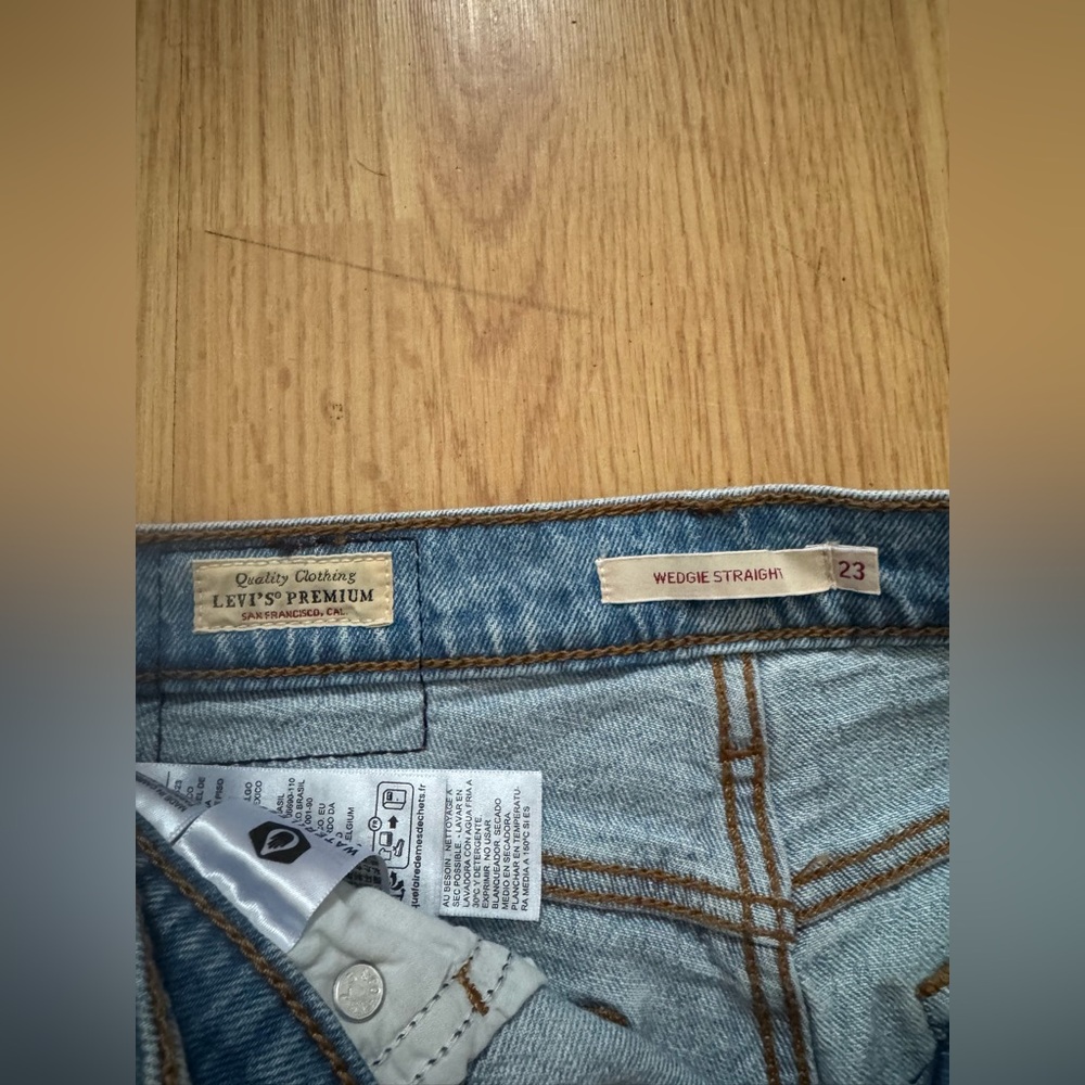 Levi’s wedgie straight ankle jeans - Picture 6 of 8